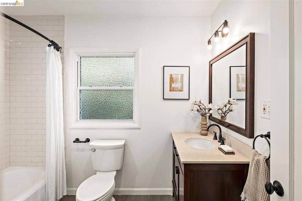 3842 Enos Ave, Oakland, CA 94619