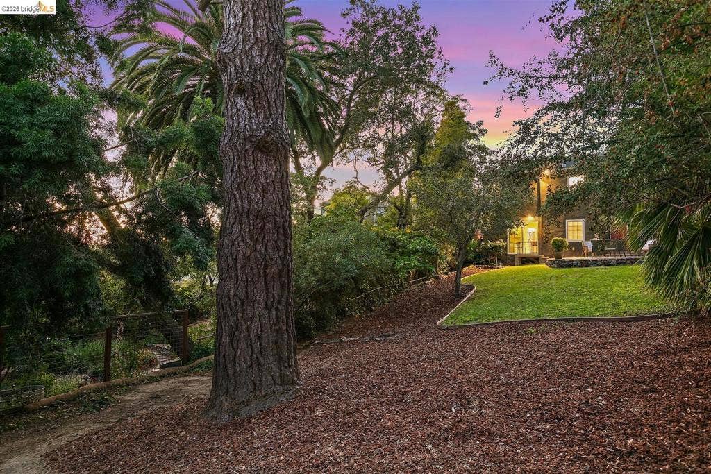 3842 Enos Ave, Oakland, CA 94619