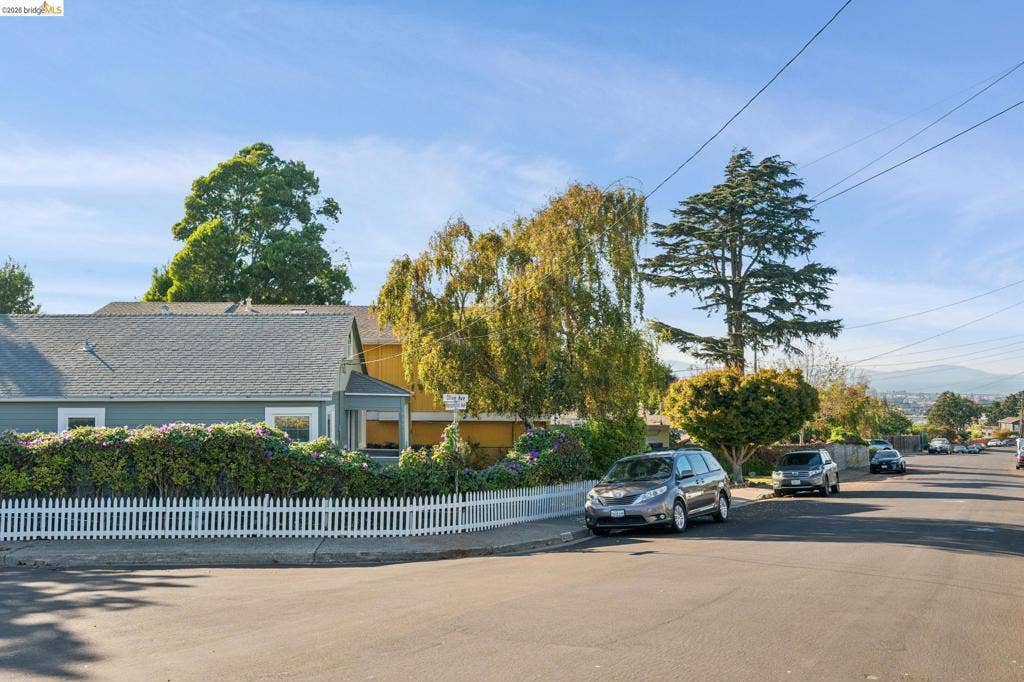6452 Kensington Ave, Richmond, CA 94805