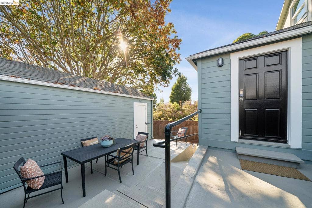 6452 Kensington Ave, Richmond, CA 94805