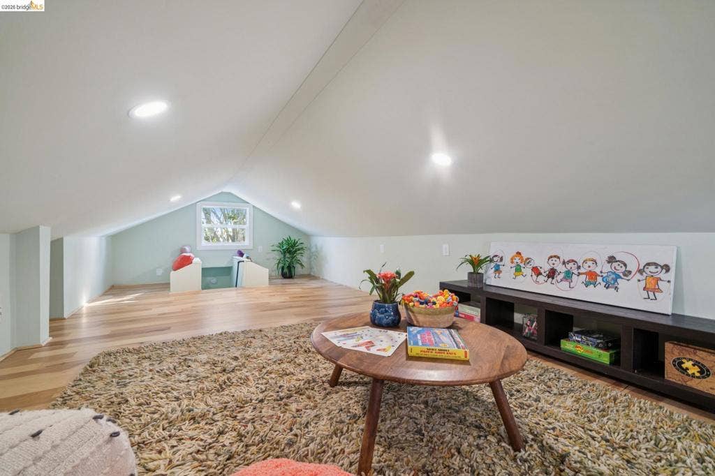 6452 Kensington Ave, Richmond, CA 94805