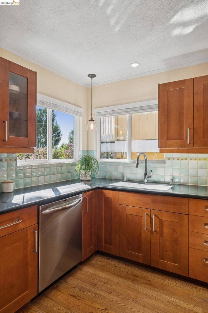 6452 Kensington Ave, Richmond, CA 94805