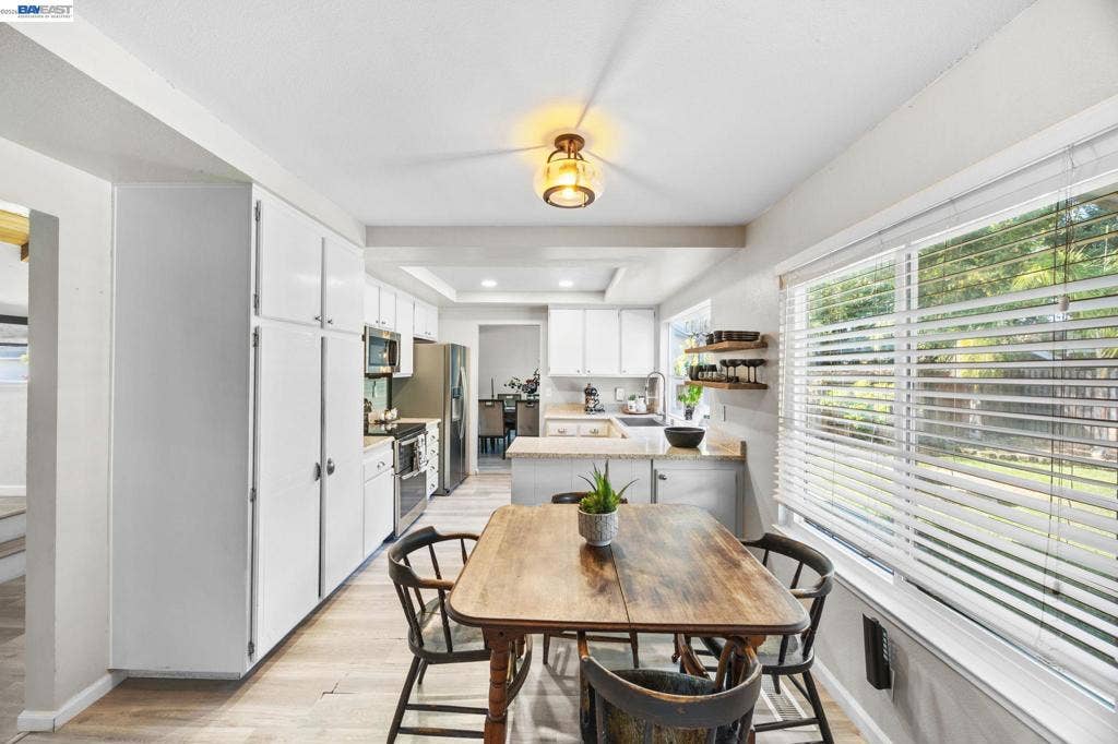 9852 Vista Grande Way, Elk Grove, CA 95624