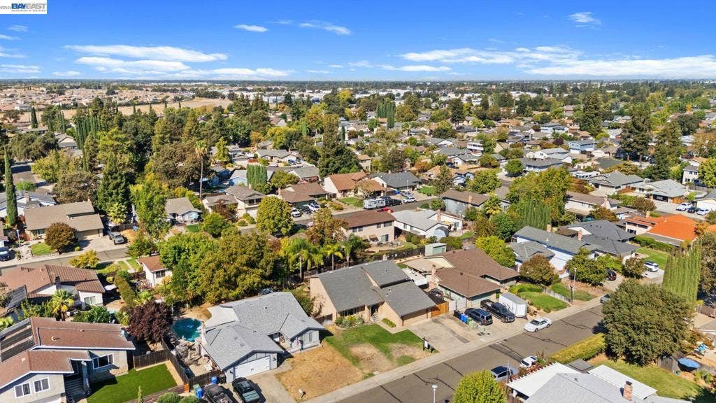 9852 Vista Grande Way, Elk Grove, CA 95624