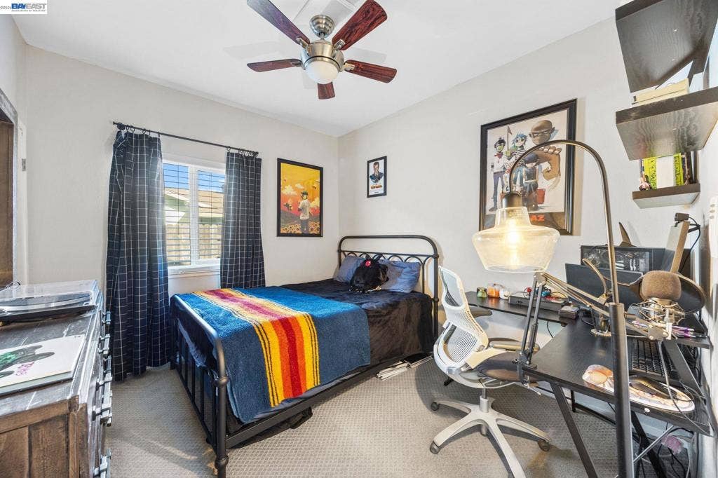 9852 Vista Grande Way, Elk Grove, CA 95624