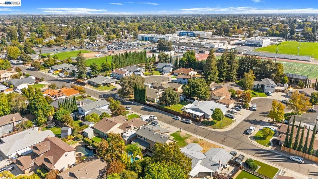9852 Vista Grande Way, Elk Grove, CA 95624