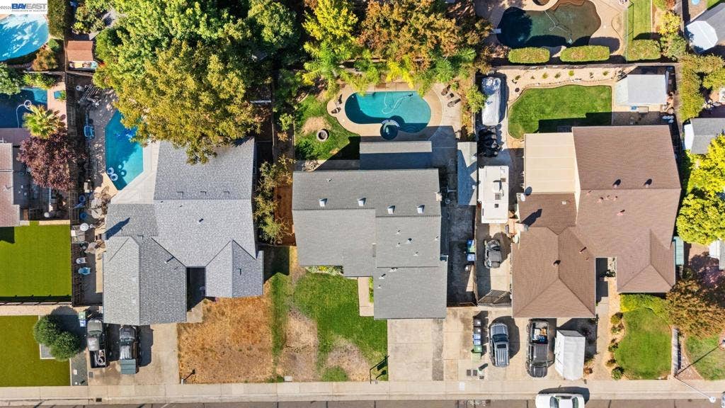 9852 Vista Grande Way, Elk Grove, CA 95624