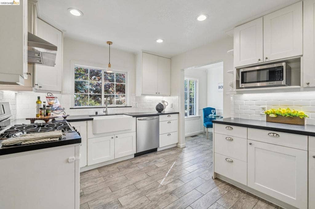 1595 Dwight Way, Berkeley, CA 94703
