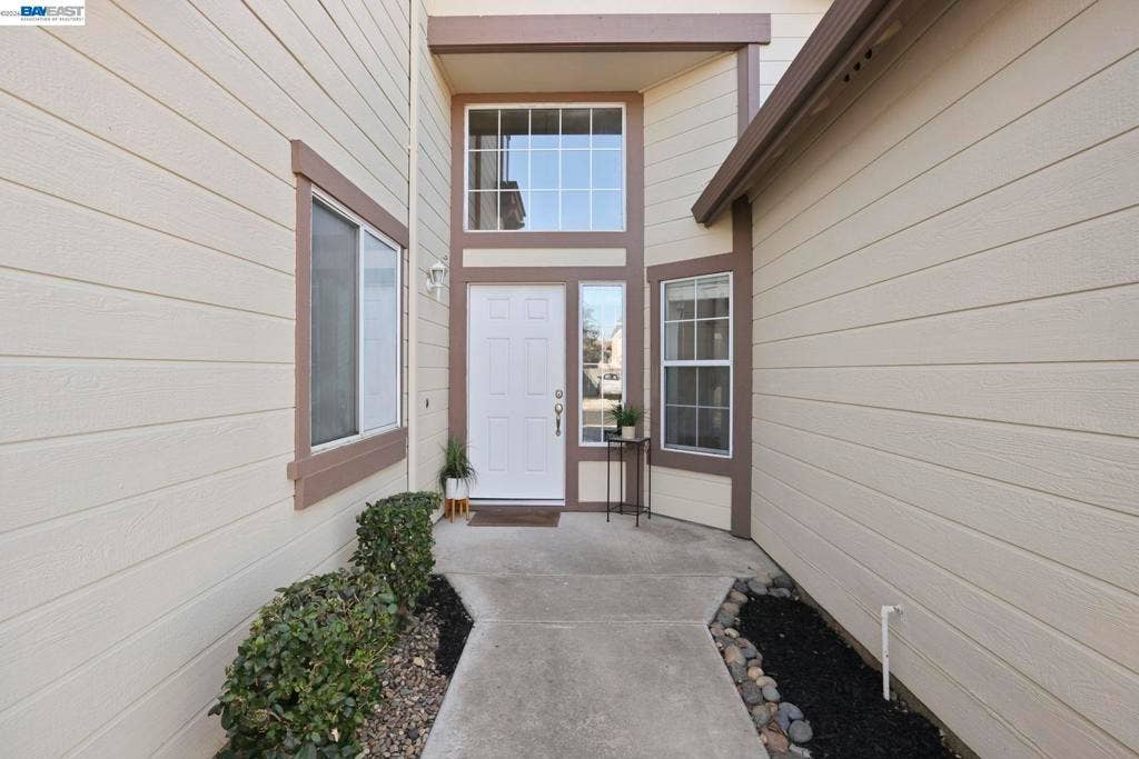 3015 Savanna Dr, Tracy, CA 95377