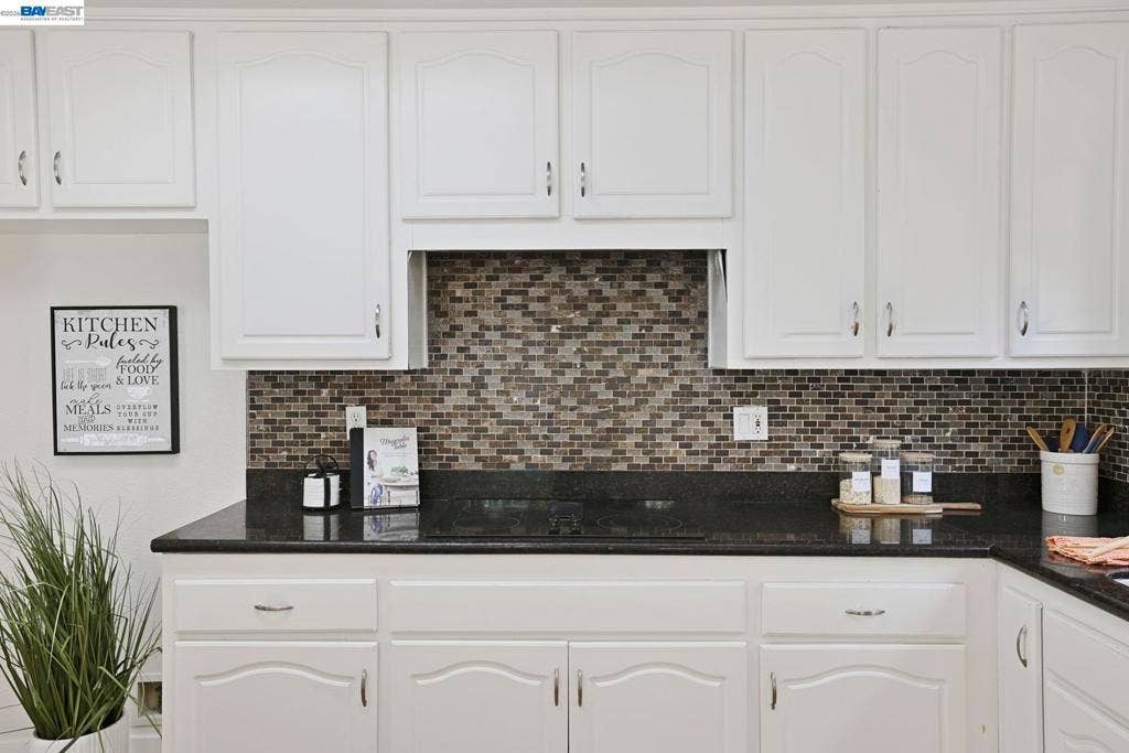 3015 Savanna Dr, Tracy, CA 95377