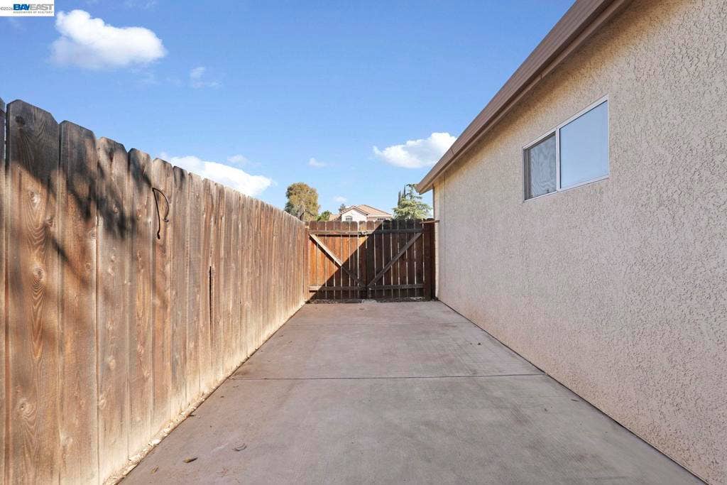 3015 Savanna Dr, Tracy, CA 95377