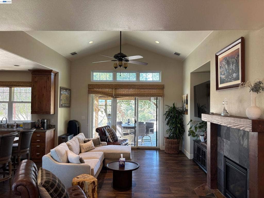 1905 Marciel, Livermore, CA 94551 1905 Marciel, Livermore, CA 94551