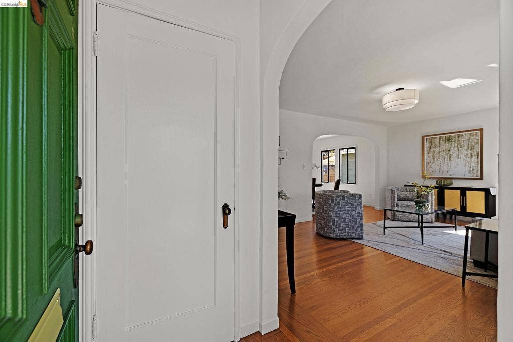 935 Key Route Blvd, Albany, CA 94706