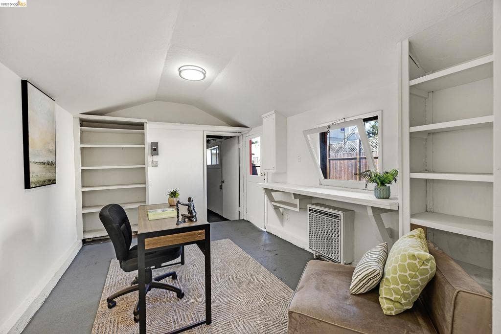 935 Key Route Blvd, Albany, CA 94706