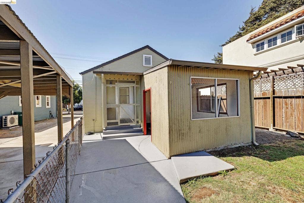 935 Key Route Blvd, Albany, CA 94706