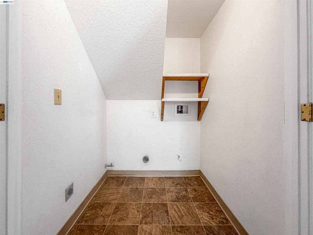 248 Louette Ct, San Lorenzo, CA 94541 248 Louette Ct, San Lorenzo, CA 94541