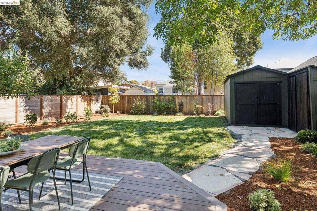 2413 Browning St, Berkeley, CA 94702 2413 Browning St, Berkeley, CA 94702