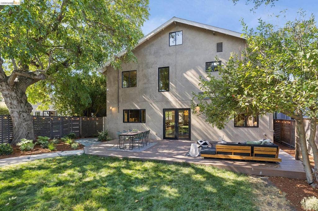 2413 Browning St, Berkeley, CA 94702 2413 Browning St, Berkeley, CA 94702