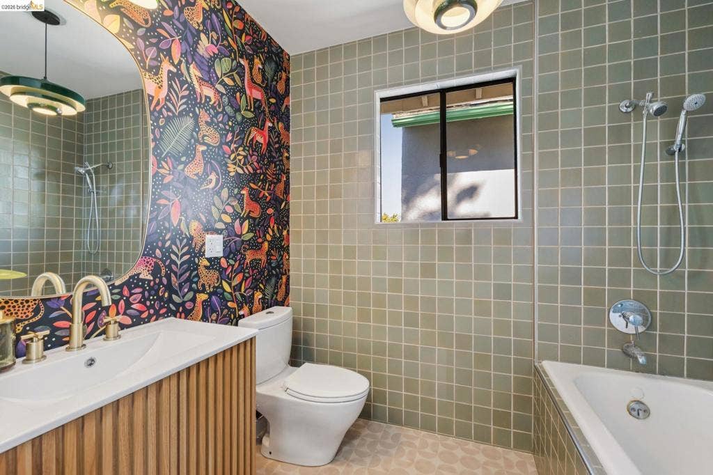 2413 Browning St, Berkeley, CA 94702 2413 Browning St, Berkeley, CA 94702
