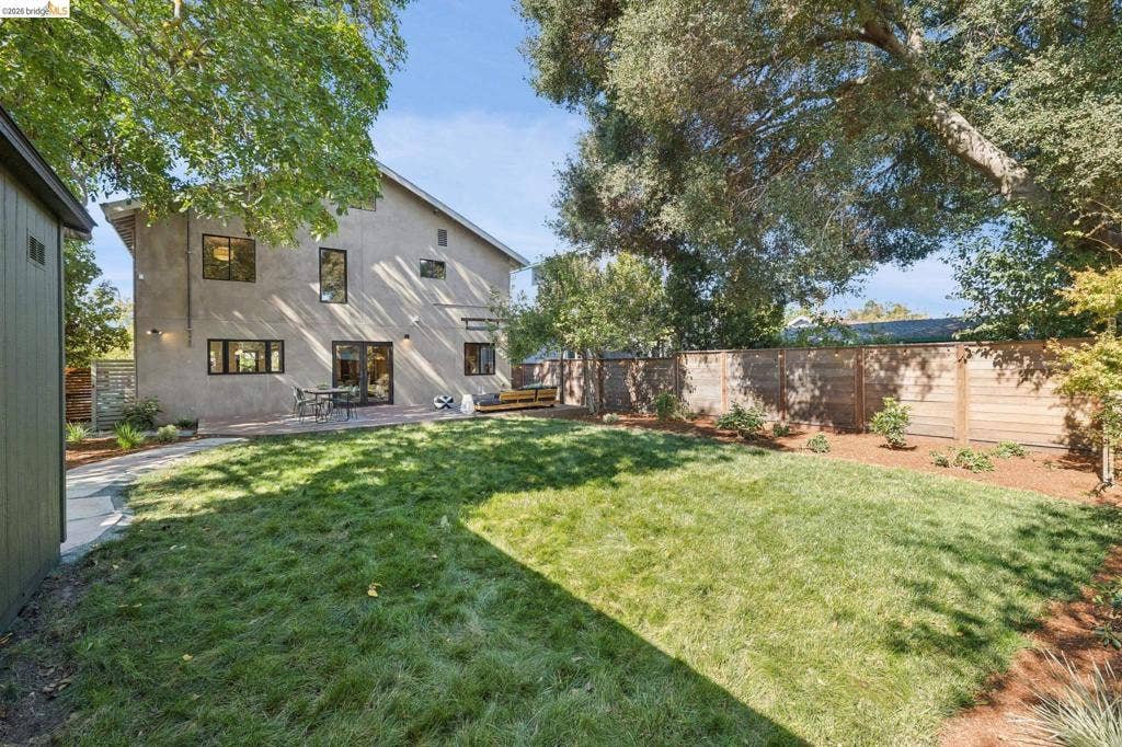 2413 Browning St, Berkeley, CA 94702 2413 Browning St, Berkeley, CA 94702