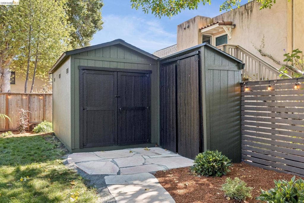 2413 Browning St, Berkeley, CA 94702 2413 Browning St, Berkeley, CA 94702