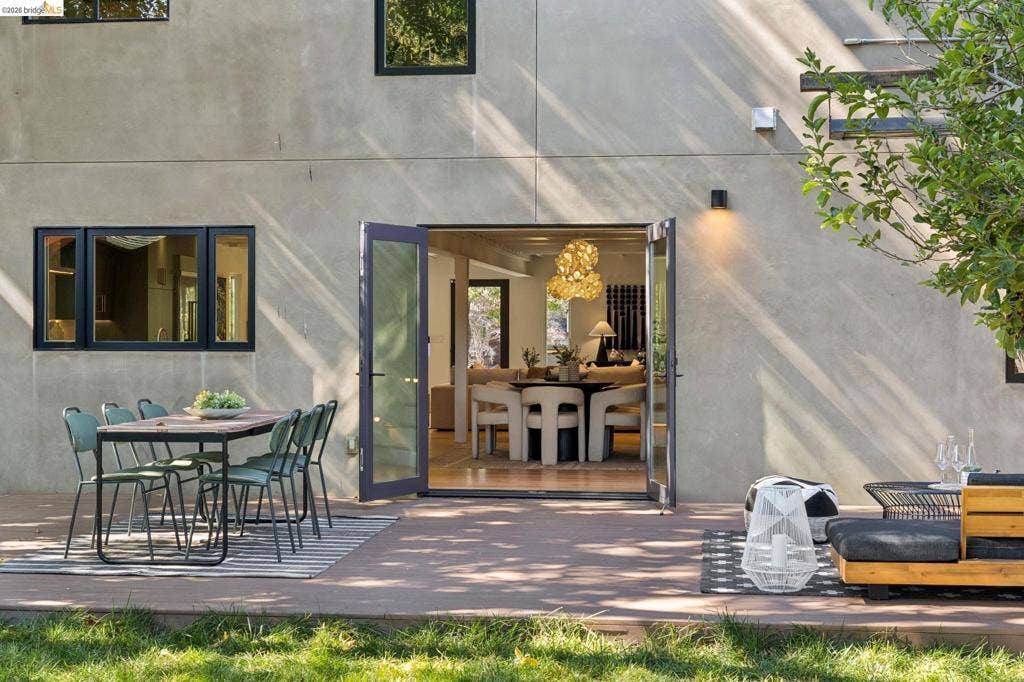 2413 Browning St, Berkeley, CA 94702 2413 Browning St, Berkeley, CA 94702