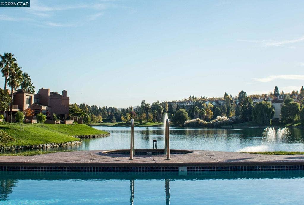 5012 Lakeview Dr, #201, San Ramon, CA 94582