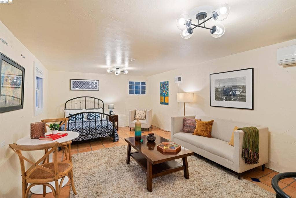 1101 Amador Ave, Berkeley, CA 94707 1101 Amador Ave, Berkeley, CA 94707