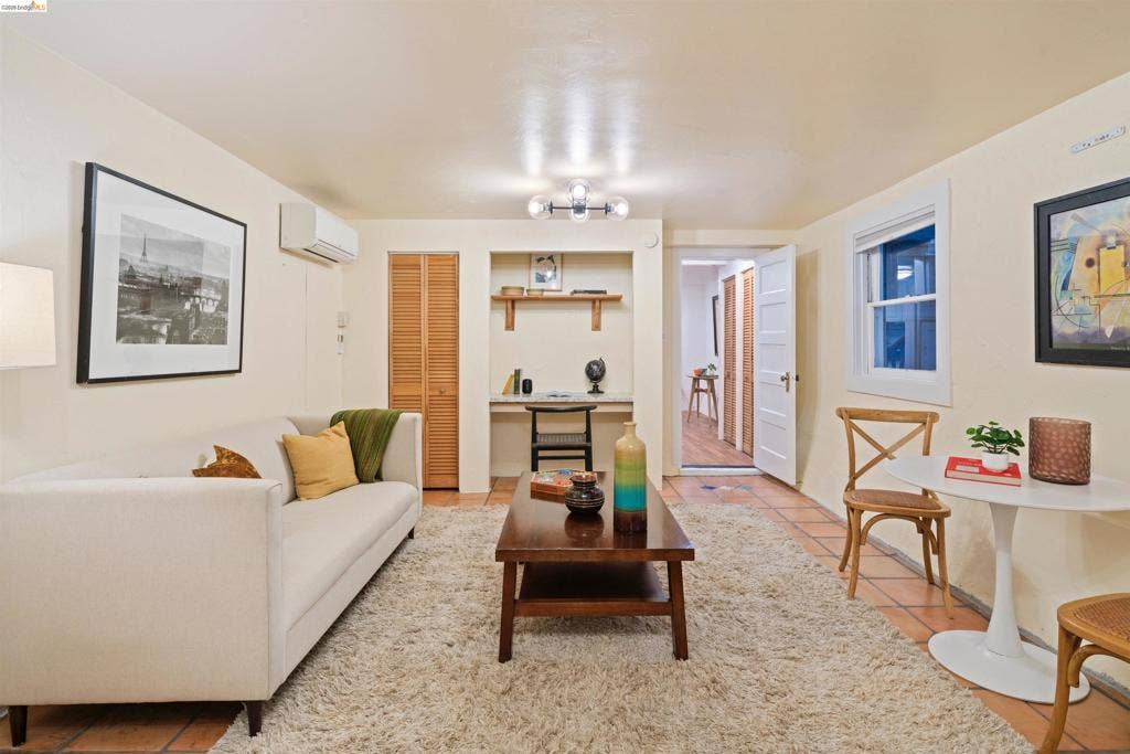 1101 Amador Ave, Berkeley, CA 94707 1101 Amador Ave, Berkeley, CA 94707