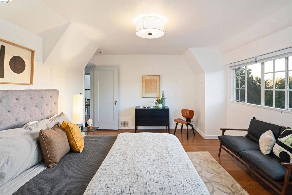 1101 Amador Ave, Berkeley, CA 94707 1101 Amador Ave, Berkeley, CA 94707