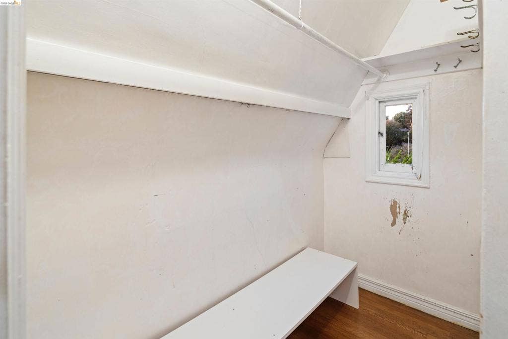 1101 Amador Ave, Berkeley, CA 94707 1101 Amador Ave, Berkeley, CA 94707
