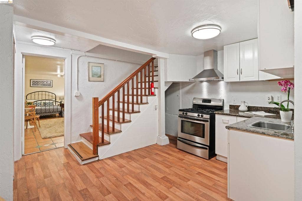 1101 Amador Ave, Berkeley, CA 94707 1101 Amador Ave, Berkeley, CA 94707