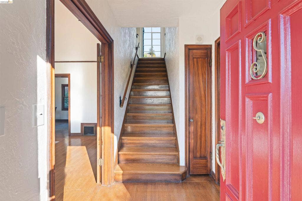 1101 Amador Ave, Berkeley, CA 94707 1101 Amador Ave, Berkeley, CA 94707