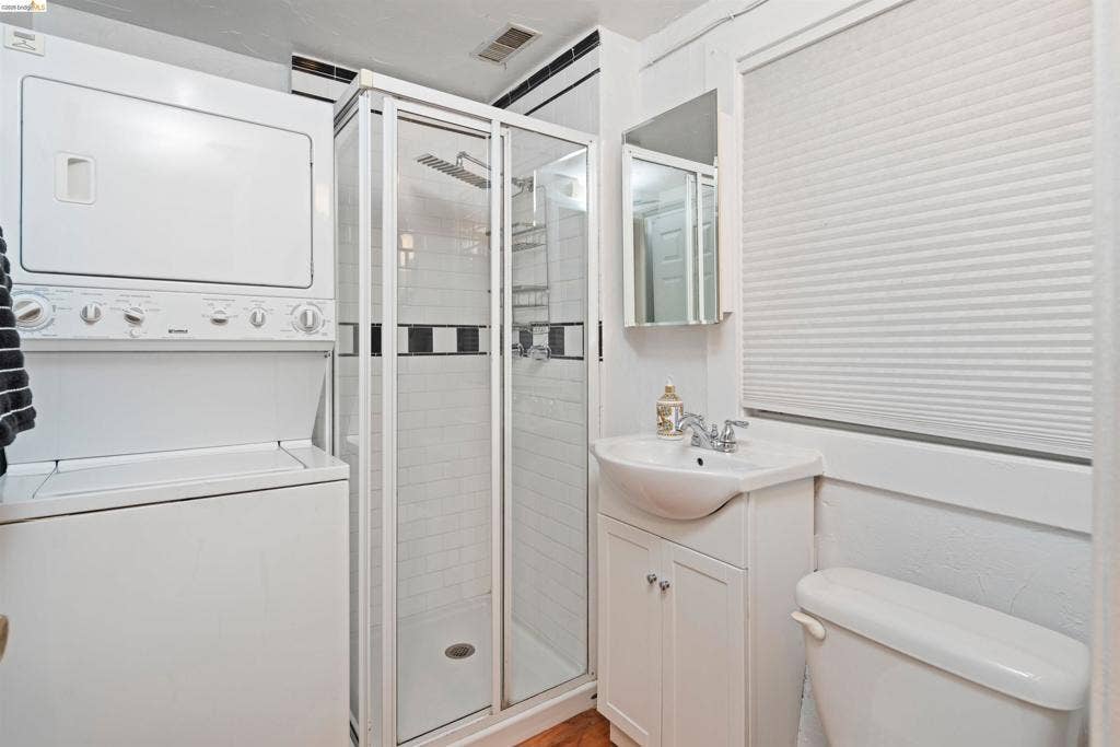 1101 Amador Ave, Berkeley, CA 94707 1101 Amador Ave, Berkeley, CA 94707