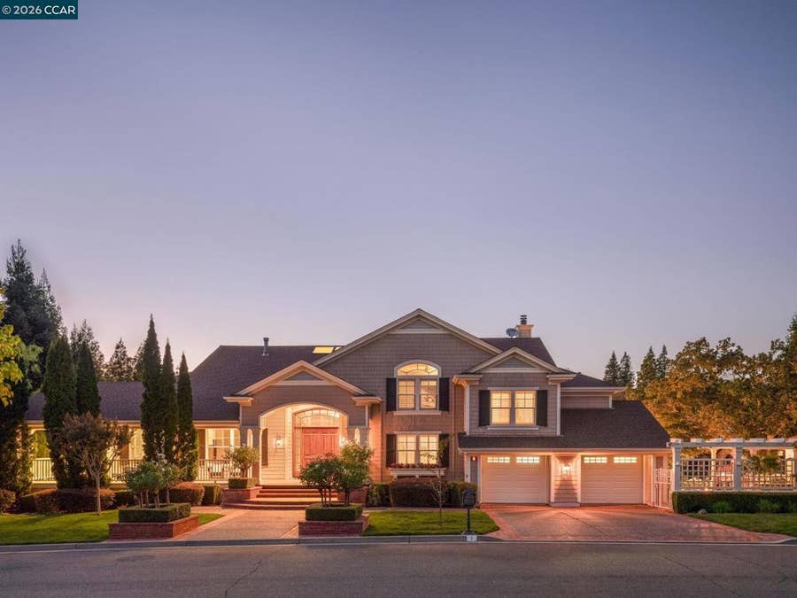Property photo for 1 Brooktree Dr, Danville, CA