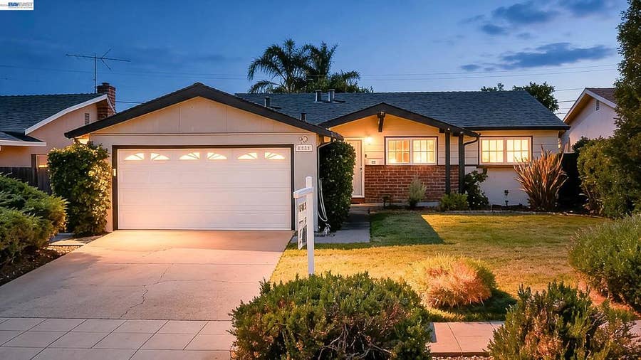 Property photo for 25825 Belhaven St, Hayward, CA