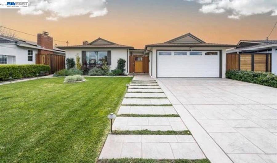 Property photo for 1338 Thais Ln, Hayward, CA