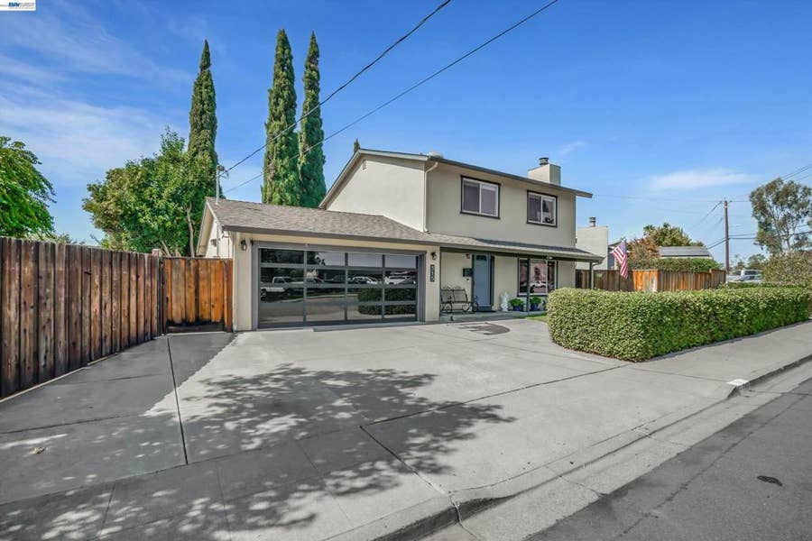 Property photo for 315 Wall St, Livermore, CA