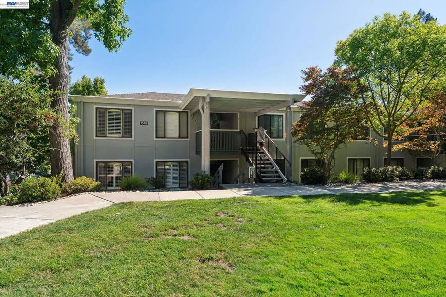 Property photo for 1549 Oakmont Dr, #4, Walnut Creek, CA