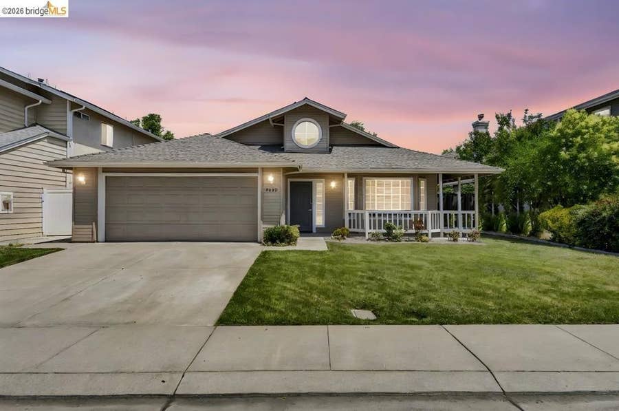 Property photo for 9438 TUSCANY CIRCLE, Stockton, CA