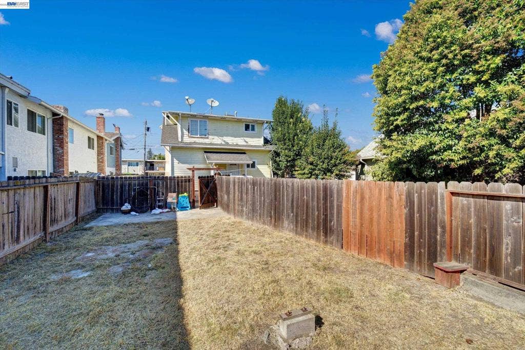 123 Euclid, San Leandro, CA 94577