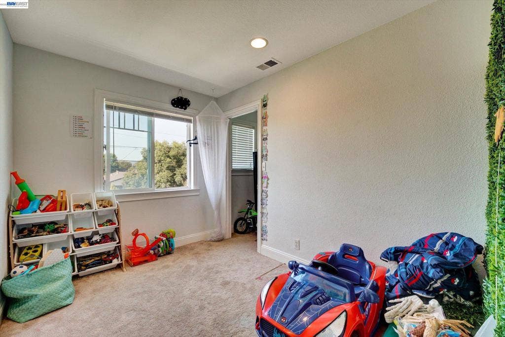 123 Euclid, San Leandro, CA 94577