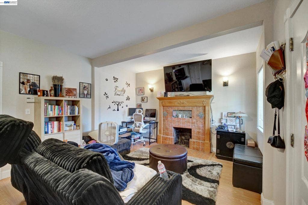 123 Euclid, San Leandro, CA 94577