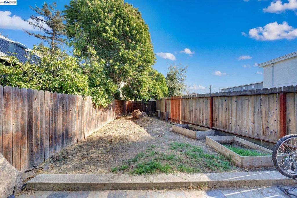123 Euclid, San Leandro, CA 94577