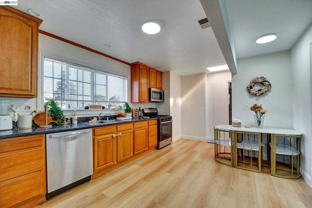 123 Euclid, San Leandro, CA 94577