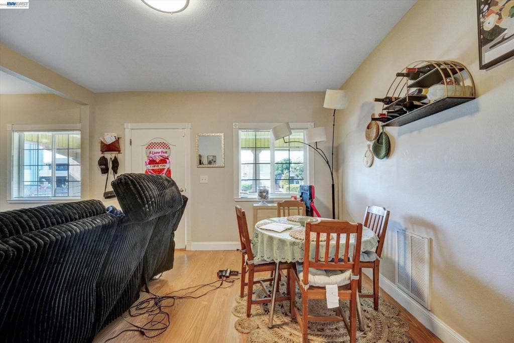 123 Euclid, San Leandro, CA 94577