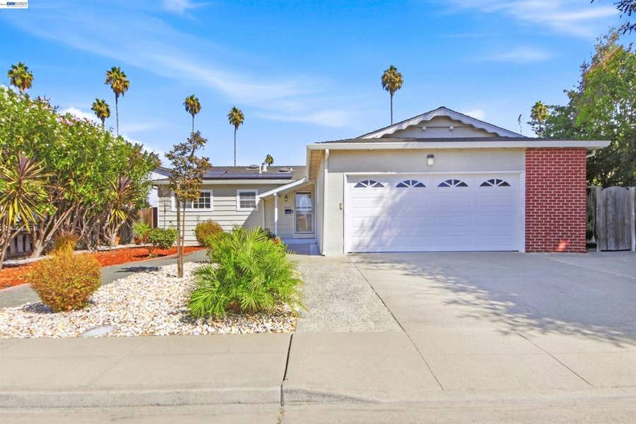 Property photo for 39656 Iolani Ct, Fremont, CA