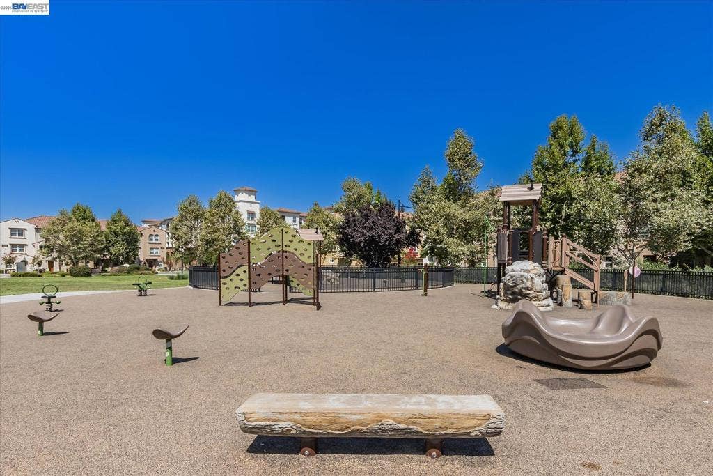 633 Clover Cir, Milpitas, CA 95035