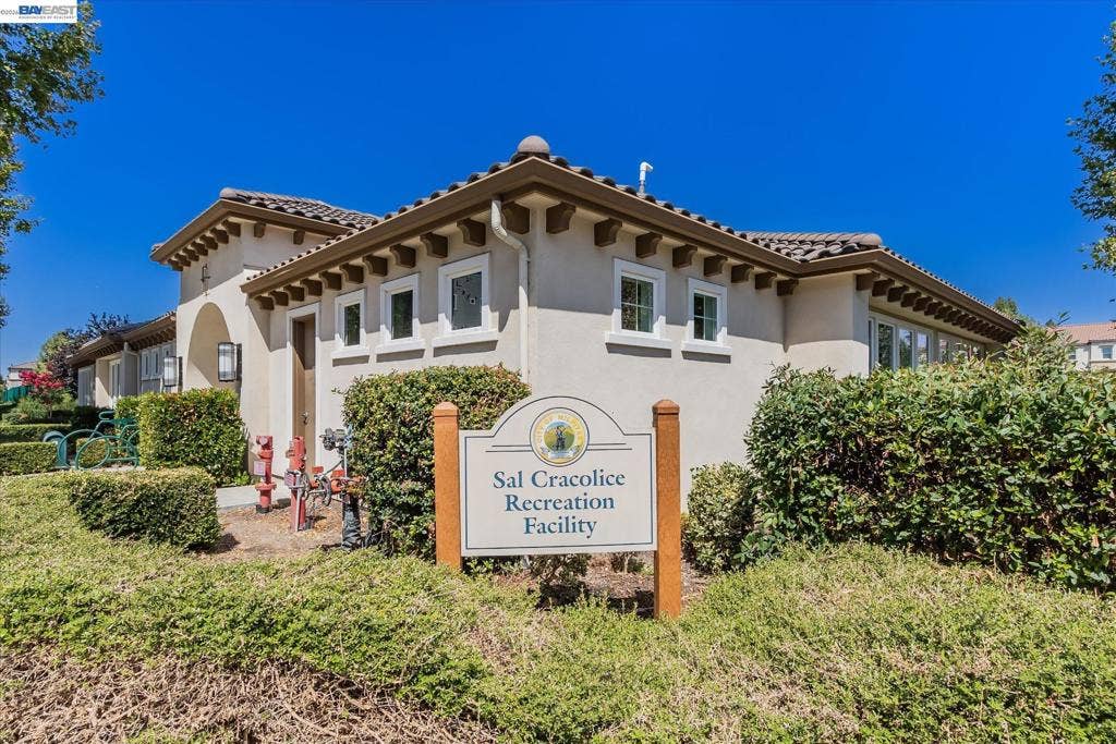 633 Clover Cir, Milpitas, CA 95035