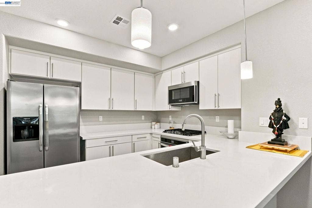 633 Clover Cir, Milpitas, CA 95035